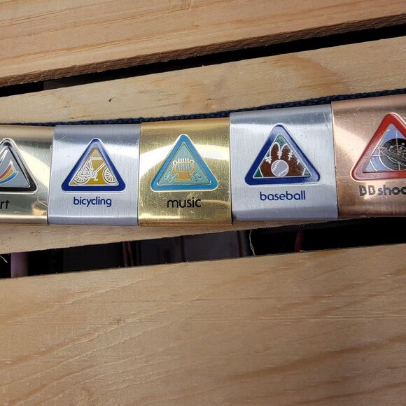 Vintage Cub Scouts Belt w/ 9 Slides - Picture 3 of 6